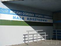 Pabianice. Miejski Ośrodek Sportu i Rekreacji w Pabianicach, ul. Grota Roweckiego 3. Hala Sportowa (fot. Tomasz Szwagrzak)