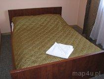 Opoczno. Hotel i Restauracja „Słoneczny Dwór”, ul Inowłodzka 28a (fot. Tomasz Szwagrzak)