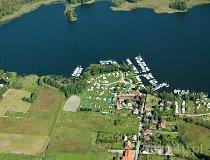 Wygryny. Port śr&oacute;dlądowy „U Edka” nad j. Bełdany (fot. Kacper Dondziak)