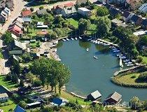 Rajgród. Port śródlądowy „Yacht Klub Arcus” nad j. Rajgrodzkim (fot. Kacper Dondziak)