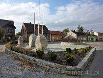 Osjaków. Obelisk (fot. Renata Leśniak-Kordzińska)