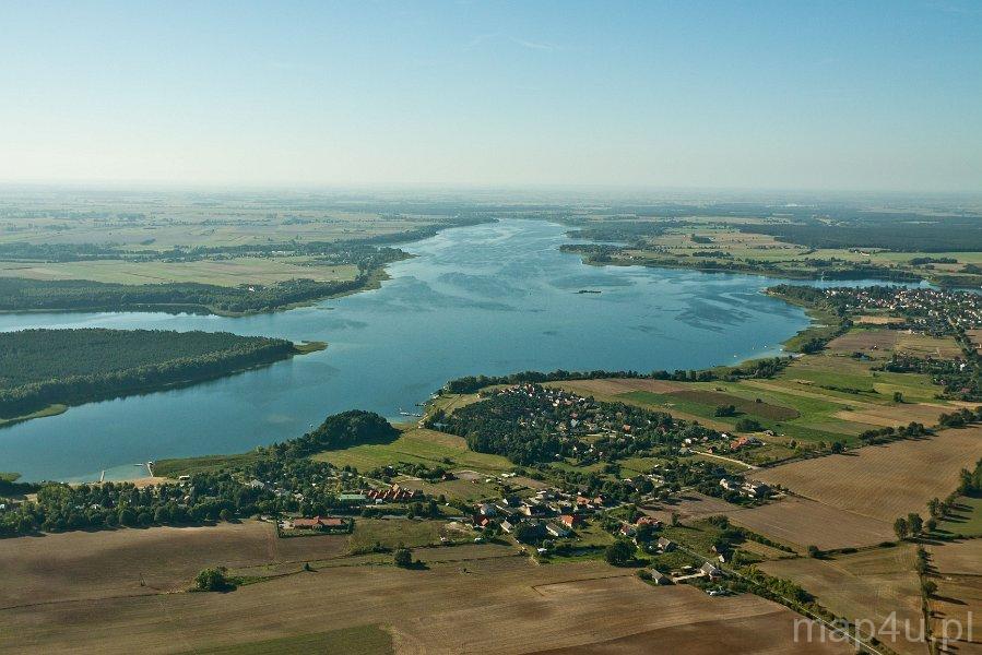 Gmina Ostrowite. Jezioro Powidzkie (fot. Kacper Dondziak)