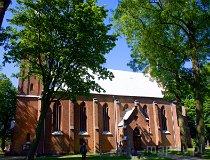 Swarzewo. Sanktuarium Matki Bożej Kr&oacute;lowej Polskiego Morza (fot. Marek i Ewa Wojciechowscy)