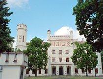 Starawieś. Zespół pałacowy Radziwiłłów (fot. Marek i Ewa Wojciechowscy)