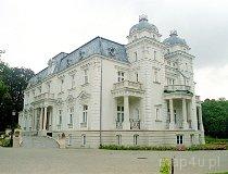 Teresin. Pałac Mieczysława Epsteina – Ośrodek Szkoleniowo-Rehabilitacyjny KRUS (fot. Marek i Ewa Wojciechowscy)