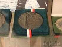 04.05.037. Medal okolicznościowy (fot. Piotr Wojtaszek)