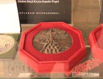04.05.039. Medal okolicznościowy (fot. Piotr Wojtaszek)