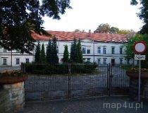 Zespół pałacowo-parkowy dawnego zarządu dóbr hrabiów Henckel von Donnersmarck w Tarnowskich Górach / Pałac w Karłuszowcu (fot. Bartosz Dębowski)