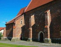 Żarnowiec. Kościół pw. Narodzenia NMP i św. Jakuba Starszego (fot. Agnieszka Drożdż i Jurek Hyra)
