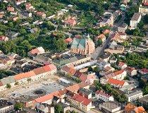 Sieradz. Kościół farny pw. Wszystkich Świętych (fot. Kacper Dondziak)
