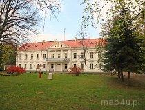 Zwierzyniec. Zespół zarządu Ordynacji Zamoyskich (fot. Marek i Ewa Wojciechowscy)