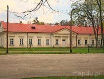 Zwierzyniec. Zespół zarządu Ordynacji Zamoyskich (fot. Marek i Ewa Wojciechowscy)
