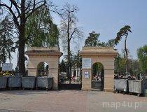 Biała Rawska. Cmentarz parafialny (fot. Tomasz Mazurek)