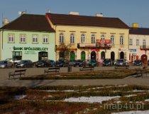 Łowicz. Trójkątny Nowy Rynek (fot. Piotr Solle)