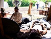 Buczek. Obóz „przetrwania” dla Gladiatorów, Legionistów i woźniców Rydwanów. (fot. Phillip Skraba)